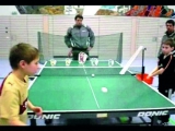 TISCHTENNIS-ROBOTER mit Handbedienung